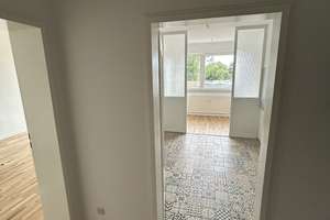 Erstbezug nach Sanierung:  2,5-Zimmer-Wohnung mit Einbauküche und Balkon in Heidelberg