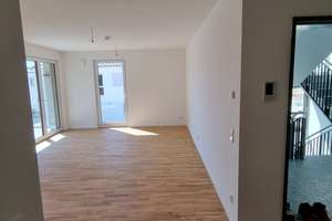 2-Zi-Wohnung Havelmarina: Hell, Balkon & am Wasser – Pembabogen 13, 13587 Hakenfelde, Berlin – Vorschaubild 2