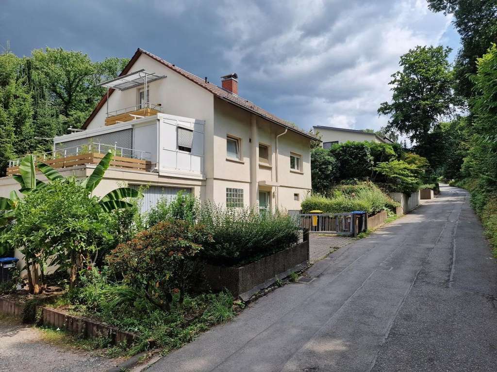 Im Mühltal gelegenes Zweifamilienhaus mit Garten und ruhige Lage