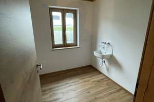 Freistehender EFH-NEUBAU mit großer Doppelgarage, Einliegerwohnung und Garten in Münster – Gabriel-von-Seidl-Straße 4, 94377 Steinach – Vorschaubild 8