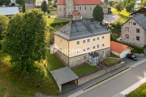 Solides Investment mit Charme – Vier Wohneinheiten im Überblick – Die vollständige Adresse der Immobilie erhältst du vom Anbieter., 94151 Mauth – Vorschaubild 3