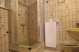 * Endreihenhaus in guter Wohnlage * EBK * Duschbad * Wintergarten * gr. Grundstück * Garage * uvm. * – Herzogtum Lauenburg (Kreis) – Vorschaubild 11