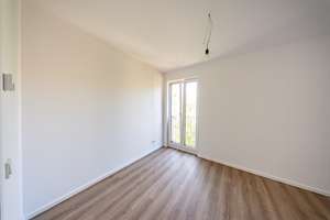 Neubauwohnung mit Fußbodenheizung und Balkon im Erstbezug / WBS 220 erforderlich – Daumstr. 58, 13599 Haselhorst, Berlin – Vorschaubild 4