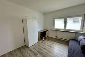 Helles möbliertes WG-Zimmer in Heilbronn-Böckingen – Blumhardtstraße 12/1, 74078 Böckingen, Heilbronn – Vorschaubild 2