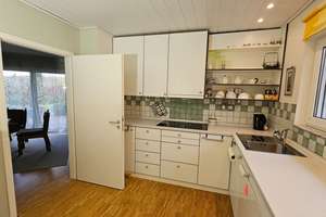 Ebenerdig Wohnen im energieeffizienten Winkelbungalow, terrassiertes Südgrundstück, schöner Garten – Die vollständige Adresse der Immobilie erhältst du vom Anbieter., 54472 Longkamp – Vorschaubild 7