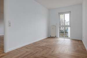 "Top sanierte 2-Zimmer-Wohnung in zentraler Lage von Wi." – Die vollständige Adresse der Immobilie erhältst du vom Anbieter., 65187 Rheingauviertel / Hollerborn, Wiesbaden – Vorschaubild 3