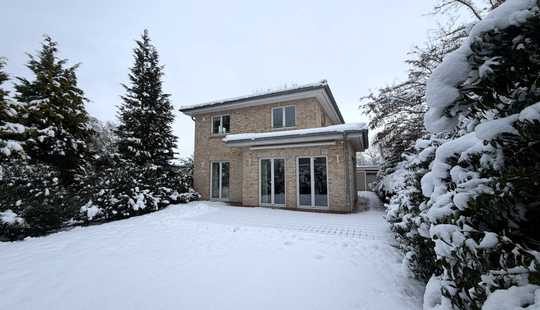 Bild von Reserviert-Lichtdurchflutete Stadtvilla in traumhaft ruhiger Lage