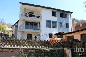 Haus mit Anbau-Gewerbe-/Wohnmöglichkeit und 3 Garagen – Die vollständige Adresse der Immobilie erhältst du vom Anbieter., 63875 Mespelbrunn – Vorschaubild 1