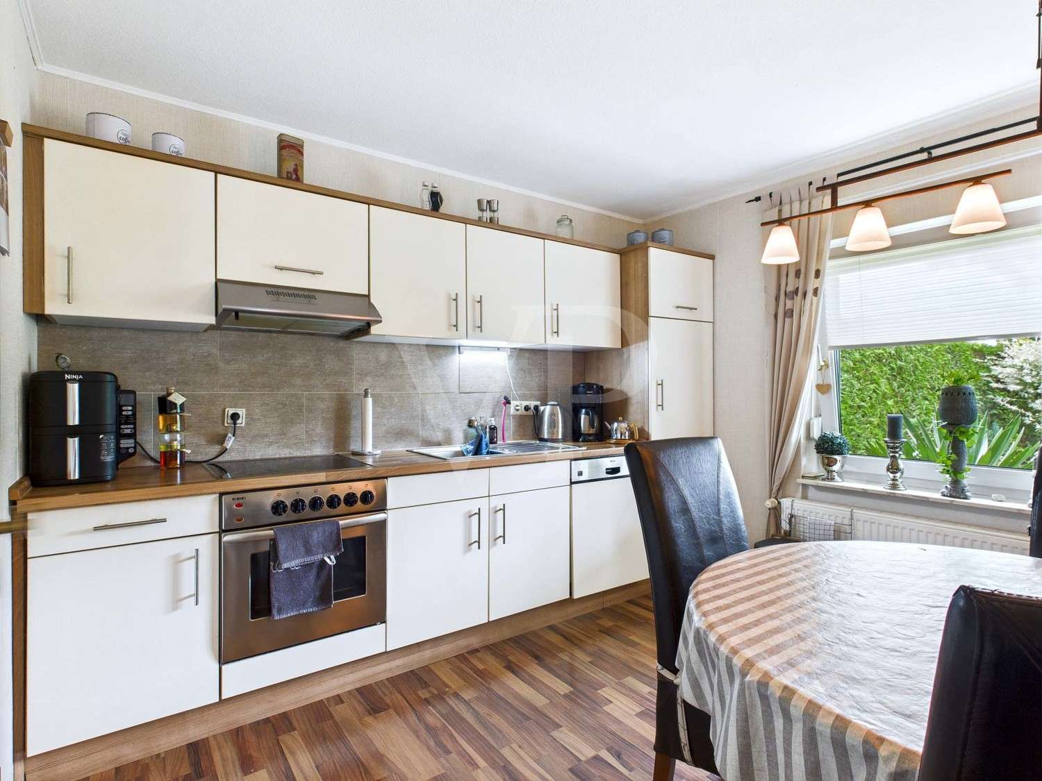 Immobilie in Aurich - Zukunftssicher investieren - Mehrparteienhaus in begehrter Lage - Bild 6