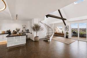 Unverwechselbare Maisonette mit sonniger Dachterrasse & historischem Flair. – 40472 Rath, Düsseldorf – Vorschaubild 4