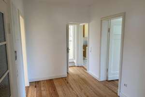 großzügige Wohnung in denkmalgeschütztem Haus in Kiel Holtenau – Die vollständige Adresse der Immobilie erhältst du vom Anbieter., 24159 Holtenau, Kiel – Vorschaubild 5