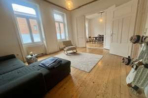Geräumige Drei-Zimmer-Wohnung mit charmanten Altbaucharakter  – Jahnstraße 42, 65185 Mitte, Wiesbaden – Vorschaubild 1