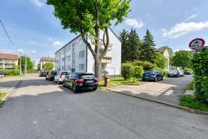 +++ modernisiert - 1.OG mit Süd-Balkon - inklusive Einbauküche - auf Erbbaurecht +++ – Haldenrainstraße 160, 70437 Rot, Stuttgart – Vorschaubild 16