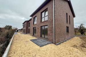 Ihr Traumhaus wartet: Hochwertiges Neubau-Reihenendhaus mit Garten und Terrasse – Quellhorststrasse 23c, 27374 Rotenburg (Wümme) (Kreis) – Vorschaubild 17