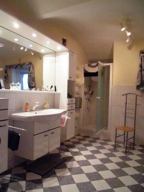 Immobilie in Klipphausen - Haus mit Platz für 2 Familien und Hobbies - Bild 2