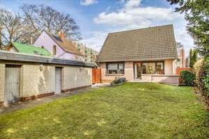 Familien aufgepasst: Schönes Einfamilienhaus mit großem Grundstück  in guter Lage von Vegesack 