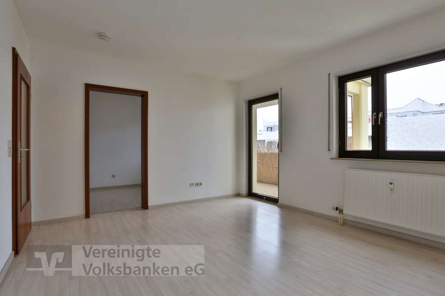 Immobilie in Tamm - Attraktive 2-Zimmer-Wohnung mit Balkon & Tiefgaragenstellplatz-FREI - Bild 3