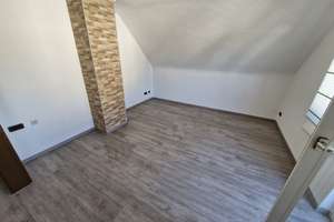 Mietfreies Ein- / Mehrfamilienhaus in Offenbach Bieber zu verkaufen. ca. 250 m2 WF, 3-4 Wohnungen – 63073 Bieber, Offenbach am Main – Vorschaubild 14