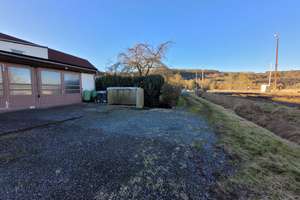 EHEMALIGE SCHREINEREI, IDEAL FÜR HANDWERKER!!! Gebäudekomplex mit 2 Wohnungen und Garagen – Heringer Straße 10, 36269 Philippsthal (Werra) – Vorschaubild 10