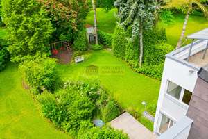 Modernes Familienrefugium zwischen Luxus, Natur & Privatsphäre