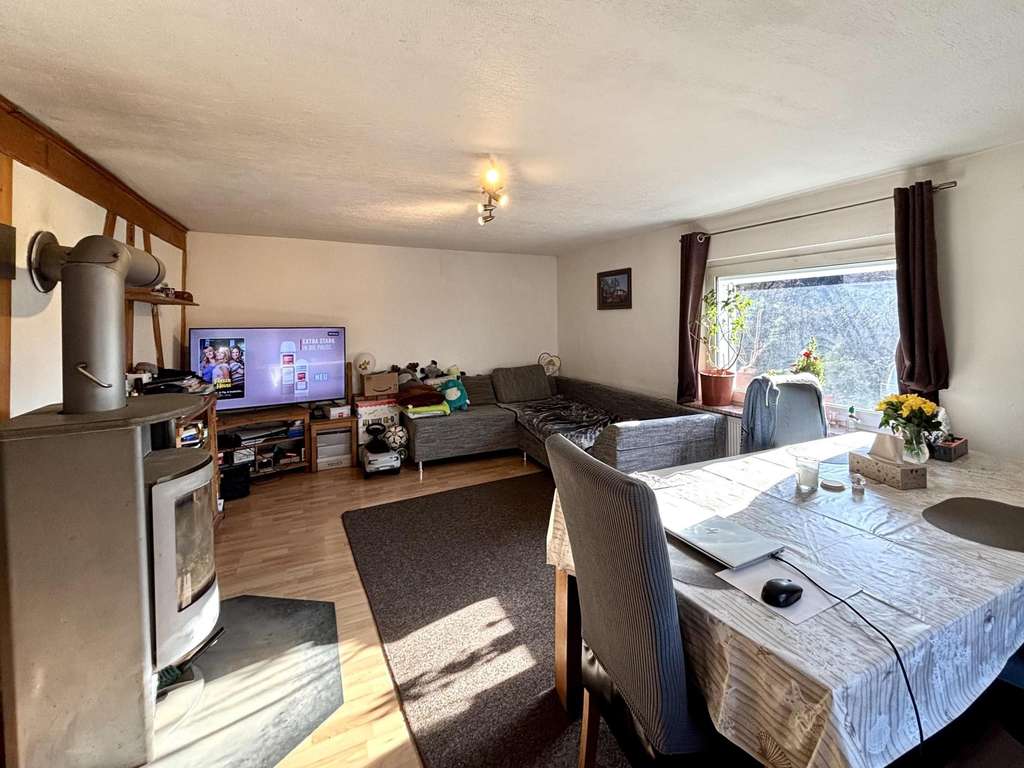 Immobilie in Reichshof - Naturnahes Einfamilienhaus in Reichshof-Pettseifen mit Raum für Ideen und individuelle Gestaltung  - Bild 4