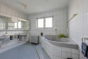Sehr ruhiges Wohnen mit viel Privatsphäre – Stuttgart – Vorschaubild 17