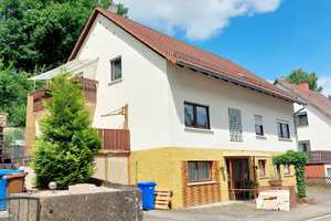 SCHÖNE LAGE AM WALDRAND - Freistehendes 1-2 Fam. Haus mit 2 Garagen in Thaleischweiler-Fröschen – Südwestpfalz (Kreis) – Vorschaubild 3