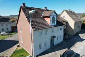 Modernisiertes Einfamilienhaus in Negenborn – Neue Straße 5, 37643 Holzminden (Kreis) – Vorschaubild 1
