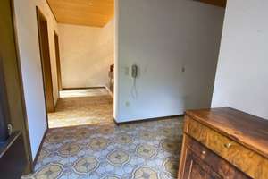 Wunderschönes Einfamilien Reihenhaus in TOP Lage! Mit großer Mehrfachgarage und drei Stellplätzen – Hohenneuffenstraße 10, 72622 Nürtingen – Vorschaubild 11