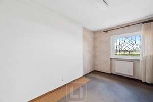 Großzügiges Einfamilienhaus | 205 m² WoFl. | Traumgarten & Terrasse | 2 Garagen – Die vollständige Adresse der Immobilie erhältst du vom Anbieter., 75446 Wiernsheim – Vorschaubild 9
