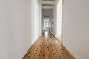 ALTBAUCHARME MIT POTENZIAL: 2-ZIMMER-WOHNUNG MIT BALKON IM 4.OG IN WILMERSDORF I PROVISIONSFREI – Mecklenburgische Straße 87/88, 10713 Wilmersdorf, Berlin – Vorschaubild 19