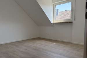 Modernisierte Dachgeschosswohnung in ruhiger Lage mit Balkon  – Die vollständige Adresse der Immobilie erhältst du vom Anbieter., 41199 Odenkirchen-Mitte, Mönchengladbach – Vorschaubild 9