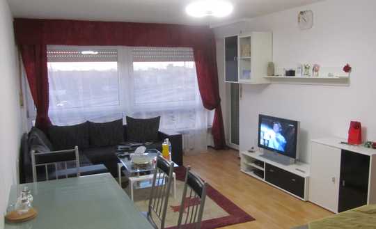 Zentral gelegene 2-Zimmer-Wohnung mit Balkon und Aufzugin LU-Mitte