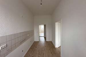 Erstbezug nach Renovierung – Moderne 78,00 m² Wohnung in zentraler Lage von Wuppertal-Oberbarmen – Berlinerstraße 153, 42277 Oberbarmen, Wuppertal – Vorschaubild 4