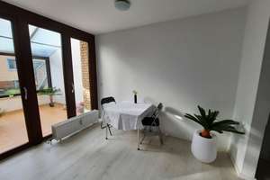 Prov.frei! Kleines helles Single-Apartment mit Terrasse u. Wintergarten! – Die vollständige Adresse der Immobilie erhältst du vom Anbieter., 30655 Groß-Buchholz, Hannover – Vorschaubild 9