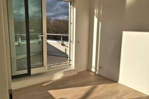 Sonnige PENTHOUSE-WOHNUNG mit großer Dachterrasse – Die vollständige Adresse der Immobilie erhältst du vom Anbieter., 65203 Biebrich, Wiesbaden – Vorschaubild 8