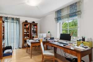 Einziehen und Wohlfühlen – Stilvolles Einfamilienhaus mit gehobener Ausstattung – Die vollständige Adresse der Immobilie erhältst du vom Anbieter., 95494 Gesees – Vorschaubild 12