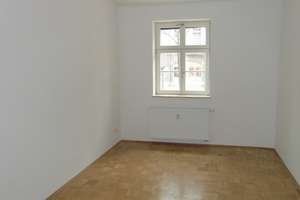 ***CONNEWITZ***Schön geschnittene 3-Raumwohnung mit Parkett und Loggia***Nur SELTEN im VERKAUF*** – Hildebrandstraße 39c, 4277 Connewitz, Leipzig – Vorschaubild 11