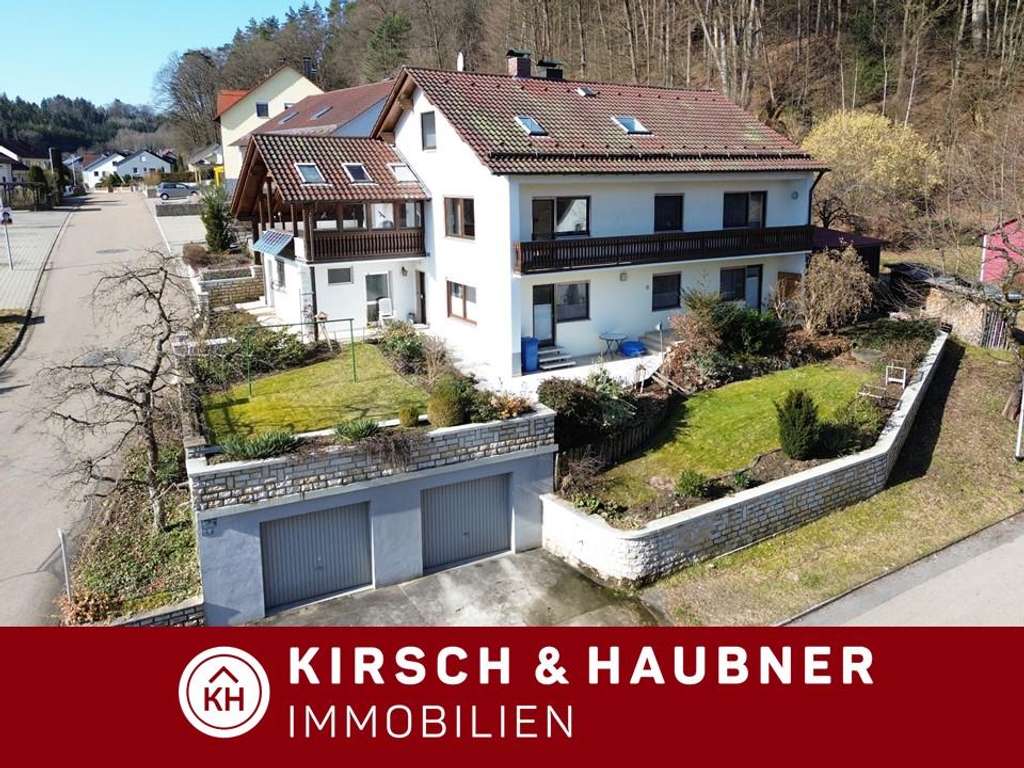 Immobilie in Deining - Eigennutzung oder Kapitalanlage!
Großes Haus mit Charme und Substanz,   
    Deining - Ortskern - Bild 0