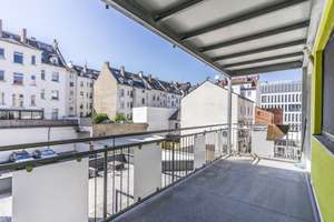 NEU *Paul & Partner* GROßZÜGIGE EIGENTUMSWOHNUNG IN ZENTRALER LAGE MIT BALKON, AUFZUG & STELLPLÄTZEN