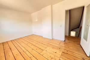 Einziehen & wohlfühlen: Saniertes Reihenmittelhaus mit ca. 410m2 Garten und 2 Stellplätzen – Sittestraße 42, 13437 Wittenau, Berlin – Vorschaubild 10