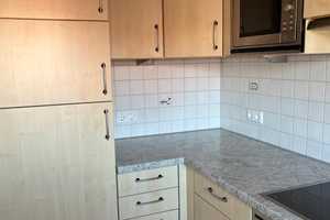 Gepflegtes Reihenhaus mit EBK, Garage, Stp., in ruhiger Lage von Ostelsheim – Calw (Kreis) – Vorschaubild 6