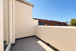 Wohnen über den Dächern – mit großzügiger Südwest-Terrasse und Klimaanlage – Die vollständige Adresse der Immobilie erhältst du vom Anbieter., 13187 Pankow (Ortsteil), Berlin – Vorschaubild 3