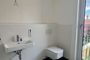 Uferblick - Leben direkt am Wasser - Perfekter Grundriss inkl. Smarthome in exquisiter Lage – Julienne-Trouet-Platz 35, 30453 Limmer, Hannover – Vorschaubild 5