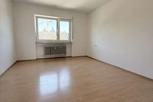 ruhig gelegene 3 Zimmer-Wohnung – 60388 Bergen-Enkheim, Frankfurt am Main – Vorschaubild 4