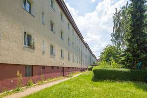 Sanierte 3 Zimmer Wohnung ab Ende August 2926 vermietbar in Berlin Pankow! – Dettelbacher Weg 13, 13189 Pankow (Ortsteil), Berlin – Vorschaubild 1