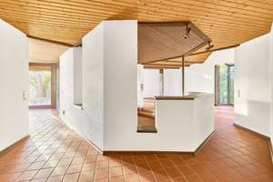 Architektenhaus mit zwei Wohneinheiten, Sauna, großem Grundstück und Waldrandlage zur Modernisierung – Die vollständige Adresse der Immobilie erhältst du vom Anbieter., 64289 Kranichstein, Darmstadt – Vorschaubild 6