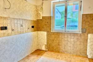 Charmante Doppelhaushälfte in Ulm-Einsingen – viel Platz für Familien mit Modernisierungspotenzial – Die vollständige Adresse der Immobilie erhältst du vom Anbieter., 89079 Einsingen, Ulm – Vorschaubild 11