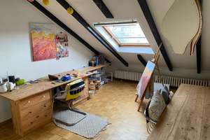 Schöne Dachgeschosswohnung Nähe Innenhafen mit Parkett. – Schlegtendalstraße 5, 47058 Duissern, Duisburg – Vorschaubild 4