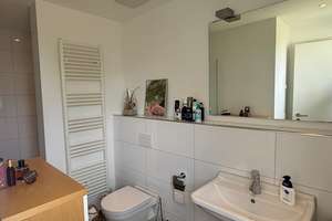 Hollenders Immobilien: Stilvolle 2-Zimmer-Wohnung mit Südbalkon, Aufzug und Stellplatz in guter Lage – Weißer Hauptstraße 104, 50999 Weiß, Köln – Vorschaubild 5